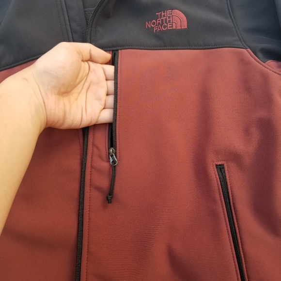 The North Face Two-toned Jacket - Picture 10 of 15